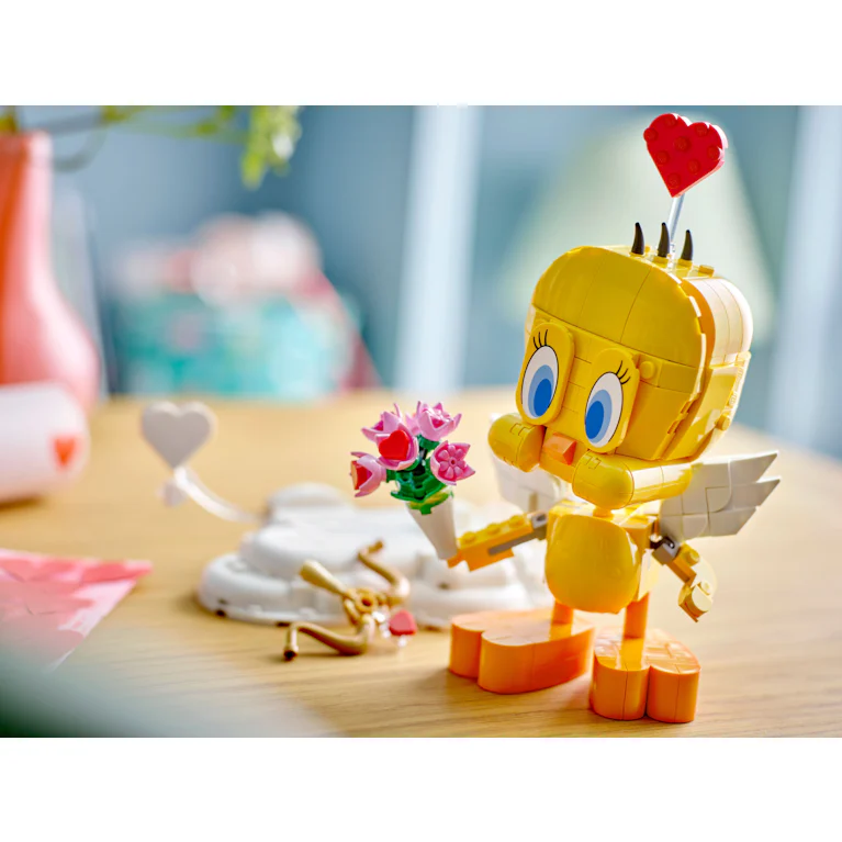 LEGO® Iconic 40824 Love Messenger Tweety
