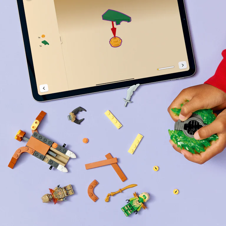 LEGO® NINJAGO 71850 Lloyd vs. Elementaire Monster Spinner