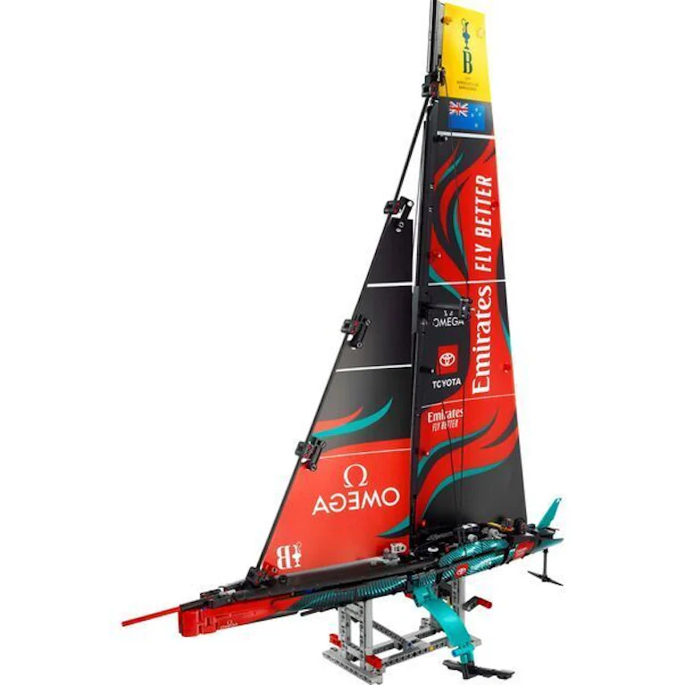 LEGO® Technic 42174 Emirates Team New Zealand AC75 jacht