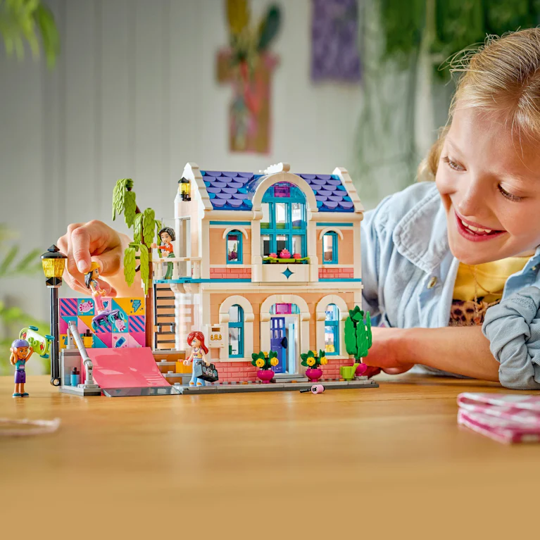 LEGO®Friends 42687 Liann's Family House