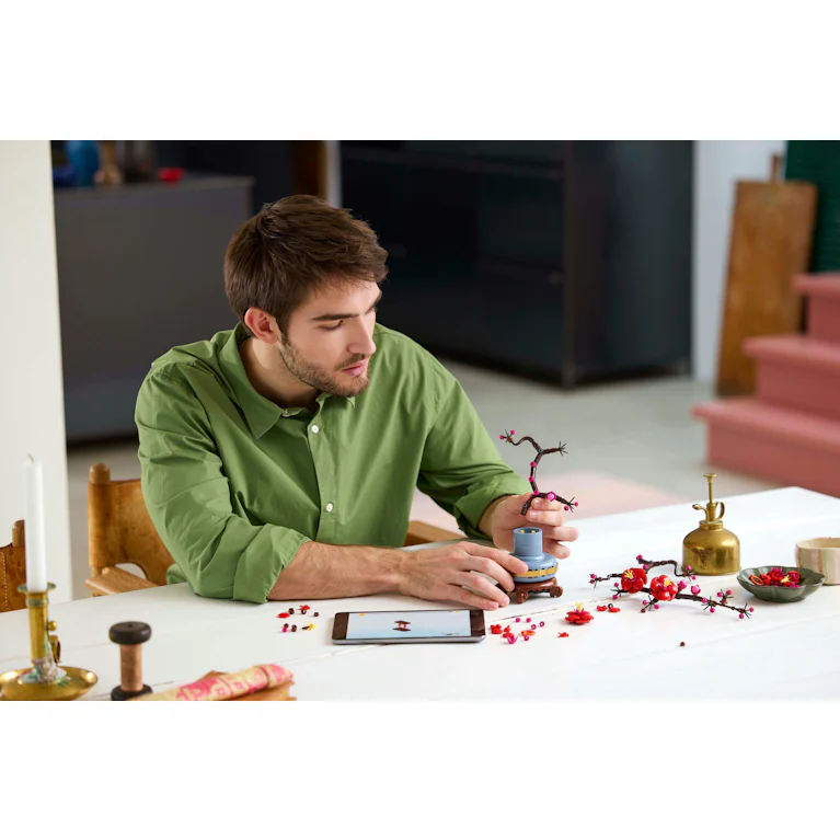 LEGO®Icons Japanse abrikoos