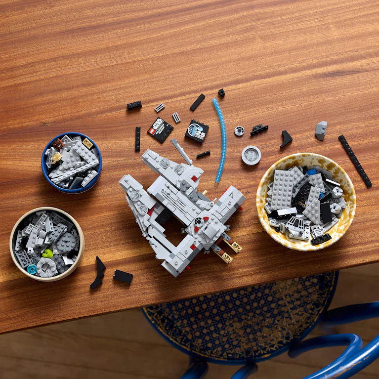 LEGO® Star Wars 75375 Millennium Falcon ruimteschip