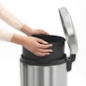Brabantia pedaalemmer Newlcon 30 liter matt steel fingerprint proof