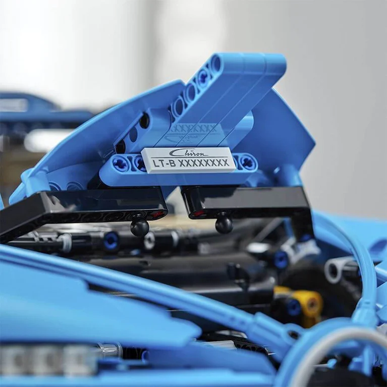 LEGO® Technic 42083 Bugatti Chiron